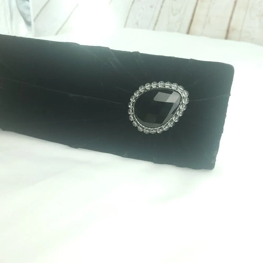 Daniele Cornaggia Womens Black Velvet Embellished Zip Around Clutch Bag